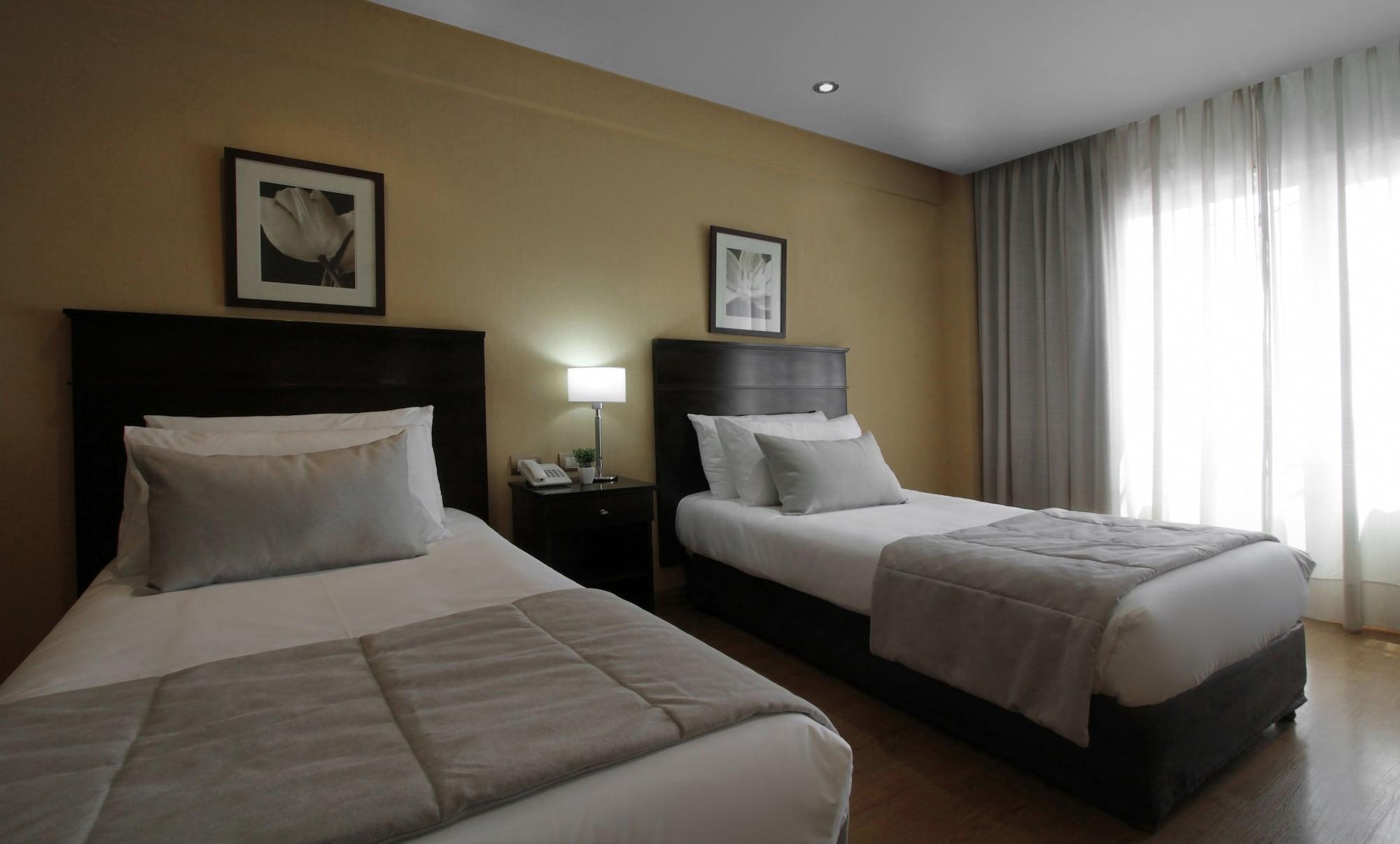Hotel 8 De Octubre Buenos Aires Exterior photo