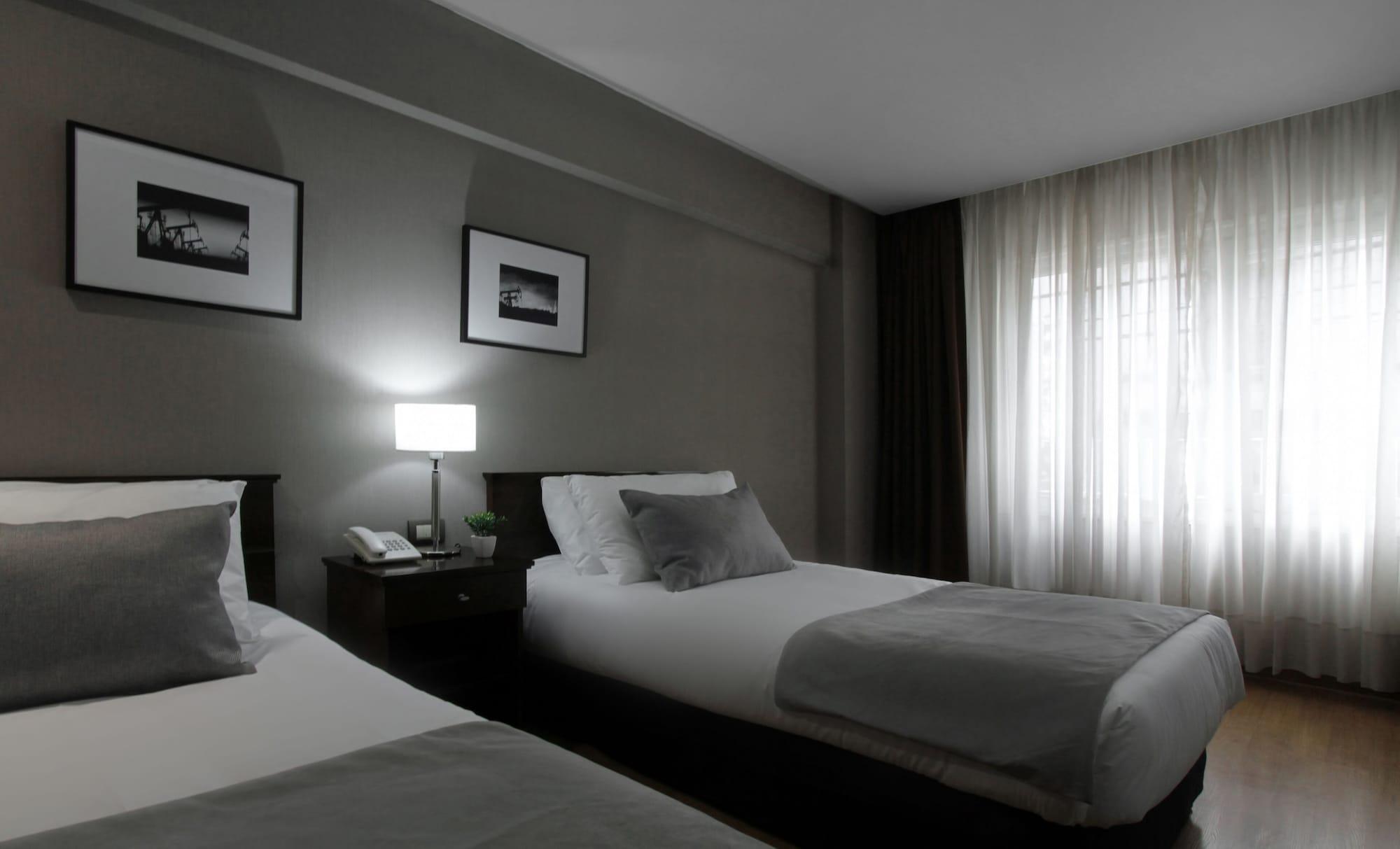 Hotel 8 De Octubre Buenos Aires Exterior photo