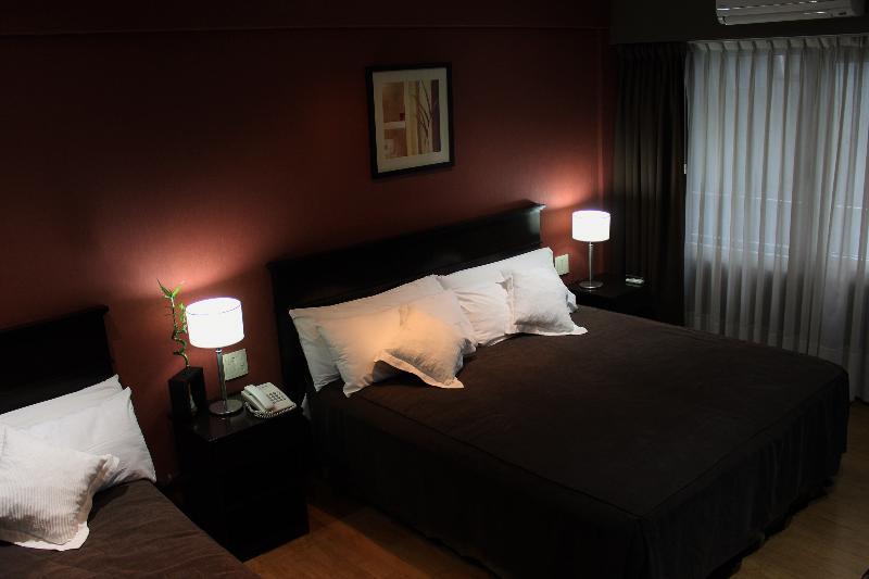 Hotel 8 De Octubre Buenos Aires Exterior photo